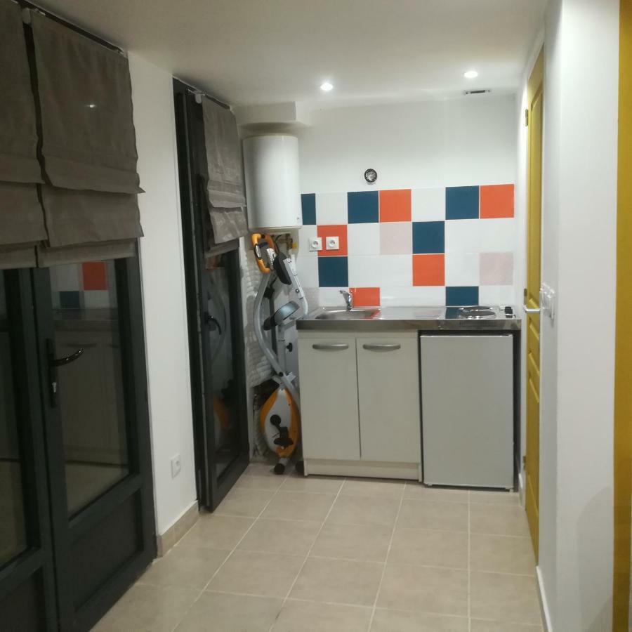 Studio Dependance Maison, 5 Mnt Gare & Tram Vénissieux Екстериор снимка