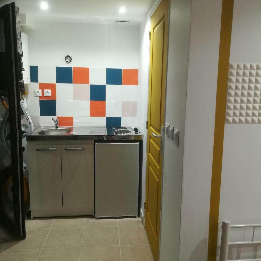 Studio Dependance Maison, 5 Mnt Gare & Tram Vénissieux Екстериор снимка